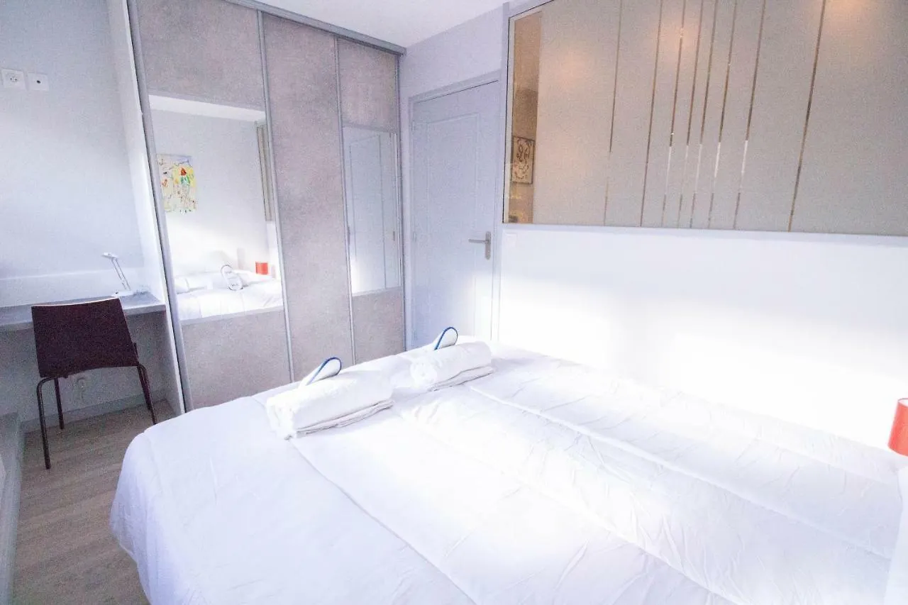 Office- Rue Saint-fargeau * パリ