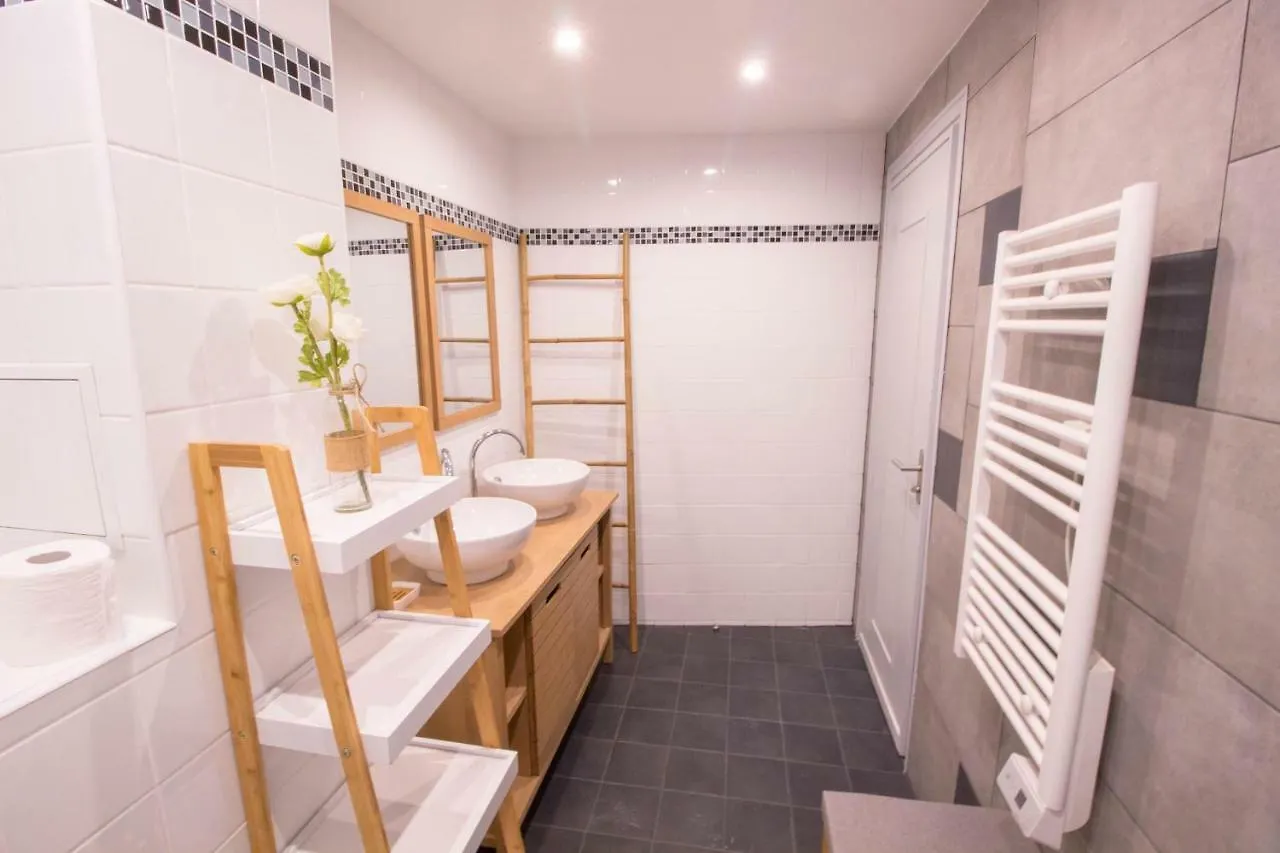Apartmán Office- Rue Saint-fargeau Paříž