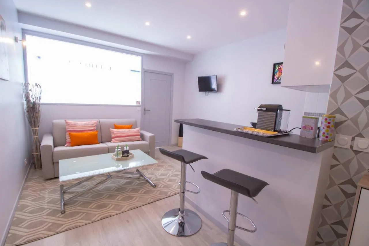 Office- Rue Saint-fargeau Apartmán *